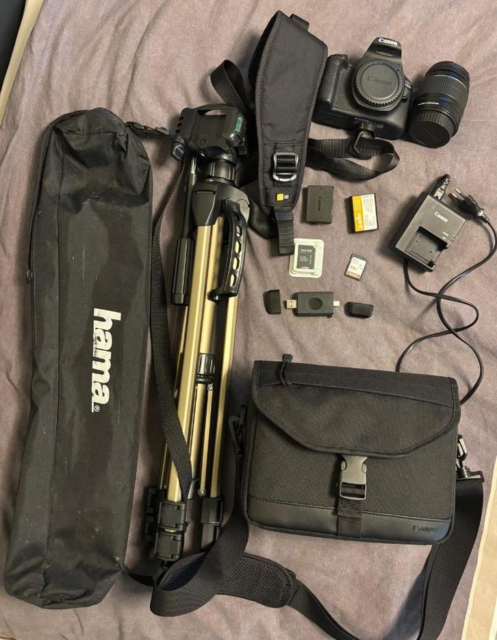 Canon EOS 2000D met toebehoren, Audio, Tv en Foto, Fotocamera's Digitaal, Zo goed als nieuw, Spiegelreflex, Canon, 4 t/m 7 keer