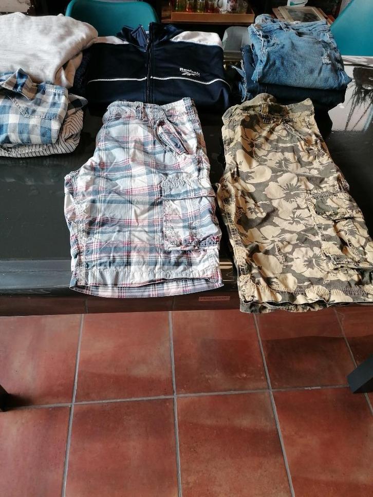 Lot vêtements Homme taille M 10 pièces, Kleding | Heren, Heren-kledingpakketten, Gedragen, Ophalen of Verzenden