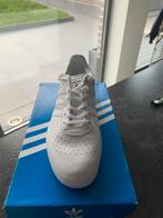 Nieuwe Adidas originals wit maat 44, Nieuw, Sneakers, Ophalen of Verzenden, Wit