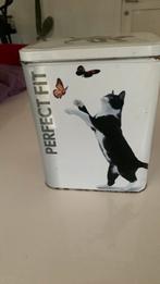 Curver blik voedselcontainer ontworpen vr kattenvoer., Enlèvement, Comme neuf