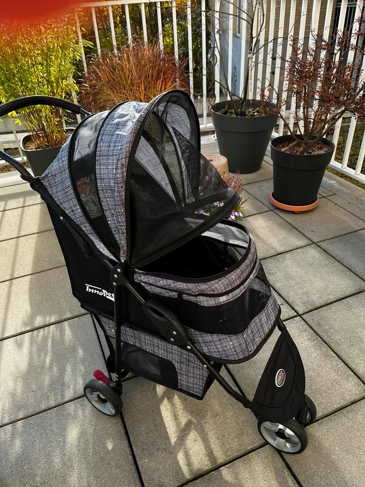 Hondenbuggy Innopet max draagkracht 11 kgr, Dieren en Toebehoren, Honden-accessoires, Zo goed als nieuw, Ophalen