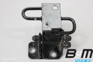 Deurscharnier links achter onder, VW Passat B7 3C8833411A beschikbaar voor biedingen