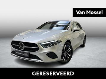 Mercedes-Benz A-klasse 180 + CARPLAY + LED + PARKEERSENSOREN beschikbaar voor biedingen
