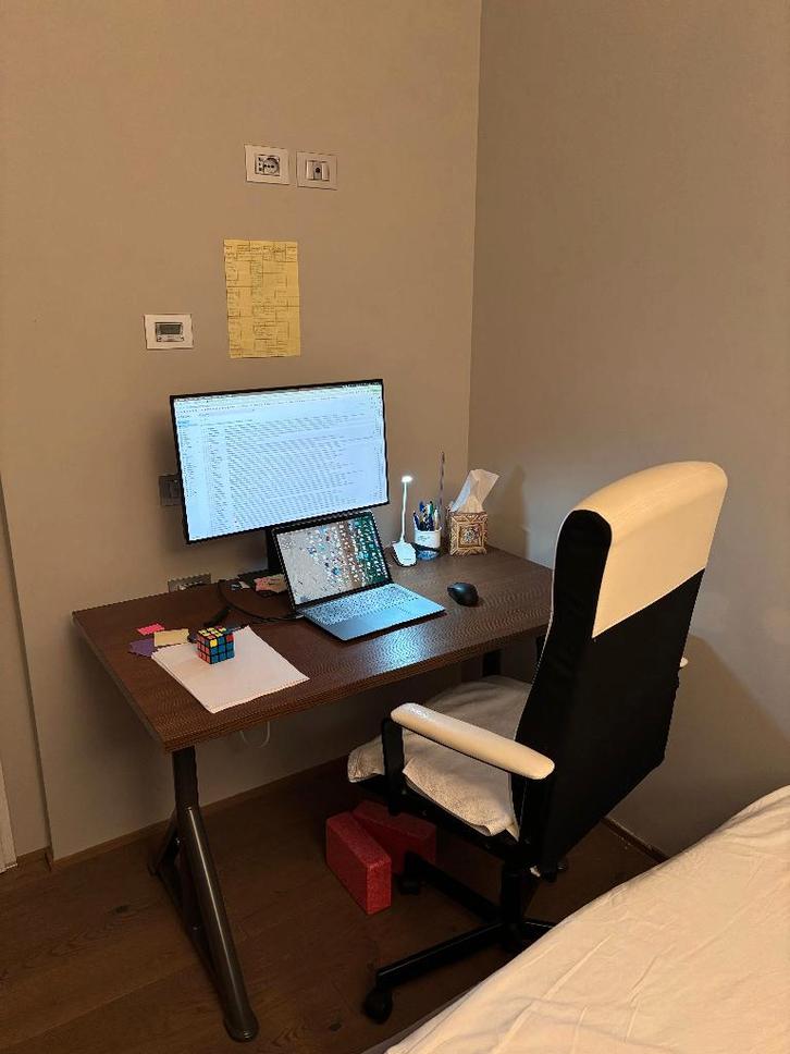 IDÅSEN bureau (IKEA), Huis en Inrichting, Bureaus, Zo goed als nieuw, Bureau, Ophalen