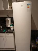 Frigo tel 0488886274, Elektronische apparatuur, Vriezers en Diepvrieskisten, Ophalen of Verzenden, Zo goed als nieuw