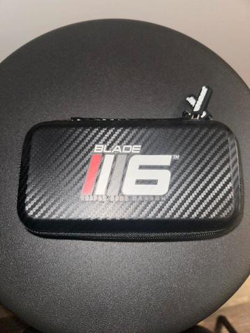 Winmau Blade 6 Dart Case beschikbaar voor biedingen