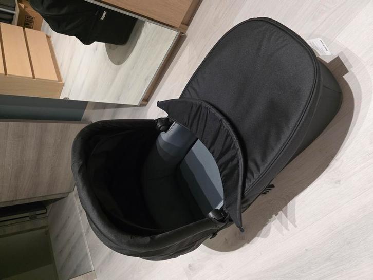 Draagmand Thule zo goed als nieuw, Kinderen en Baby's, Kinderwagens en Combinaties, Zo goed als nieuw, Ophalen