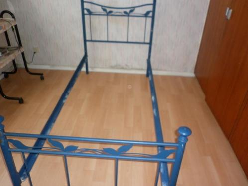 lit metal EPOXY 1 PERS, Huis en Inrichting, Slaapkamer | Bedden, Zo goed als nieuw, Eenpersoons, 100 cm, 200 cm, Metaal, Blauw