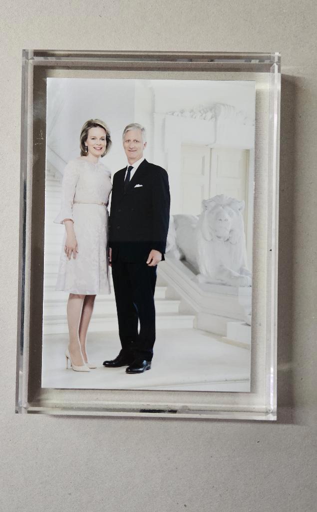 RYL #22 - FILIP EN MATHILDE FOTO IN ACRYLBLOK, Collections, Maisons royales & Noblesse, Comme neuf, Carte, Photo ou Gravure, Enlèvement ou Envoi