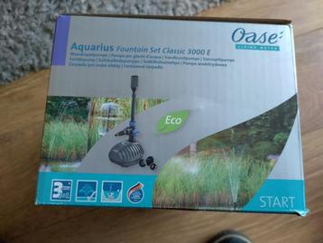 Ensemble de fontaines Oase Aquarius Classic 3000 E neuf dans, Enlèvement ou Envoi, Neuf, Pompe de bassin