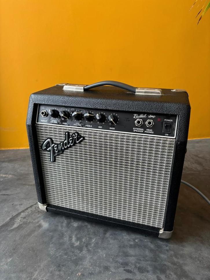 Fender Bullet Amp – vintage practice versterker, Musique & Instruments, Amplis | Basse & Guitare, Comme neuf, Guitare, Moins de 50 watts