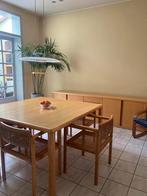 Volledige set tafel - stoelen - wandkast, Ophalen, Zo goed als nieuw