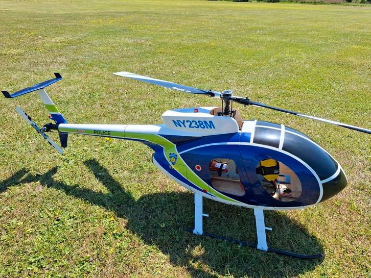 Trex 600 in Hughes romp, Hobby en Vrije tijd, Modelbouw | Radiografisch | Helikopters en Quadcopters, Gebruikt, Ophalen