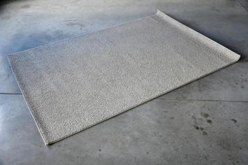 Tapis beige/gris (130x195)  disponible aux enchères