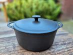 Cousances - Le Creuset gietijzeren pot n22 diam 22cm, Ophalen, Gietijzer, Zo goed als nieuw, Keramische plaat