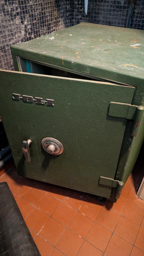 Oerdegelijke Jøli Kluis / Brandkast - Model 4, Maison & Meubles, Extincteurs & Coffres-forts, Enlèvement