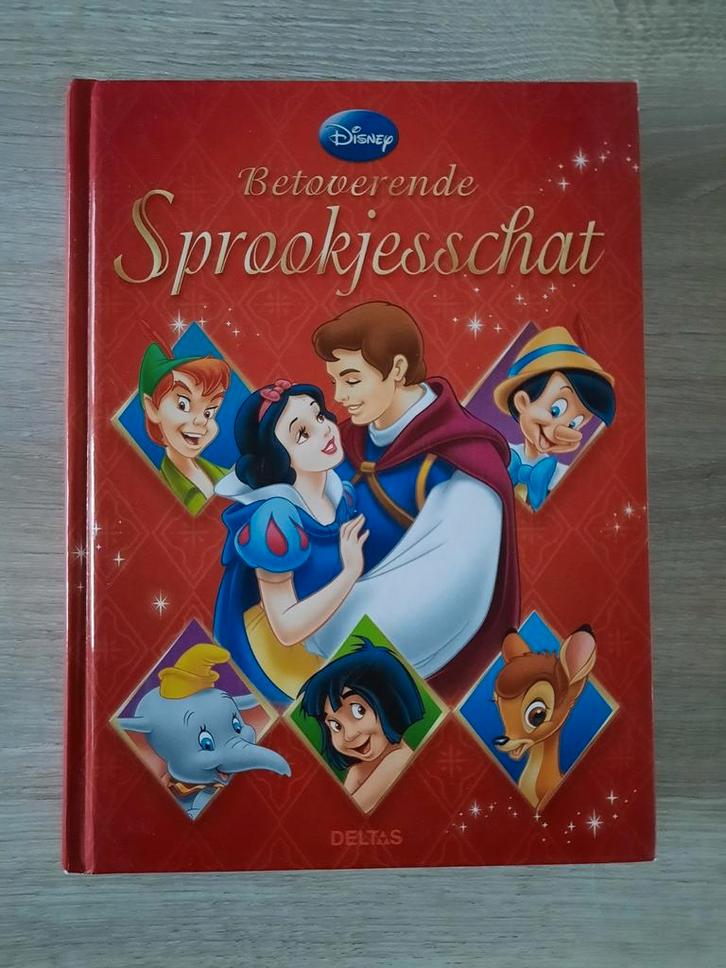 Disney Betoverende Sprookjesschat sprookjesboek, Boeken, Kinderboeken | Jeugd | onder 10 jaar, Zo goed als nieuw, Ophalen of Verzenden