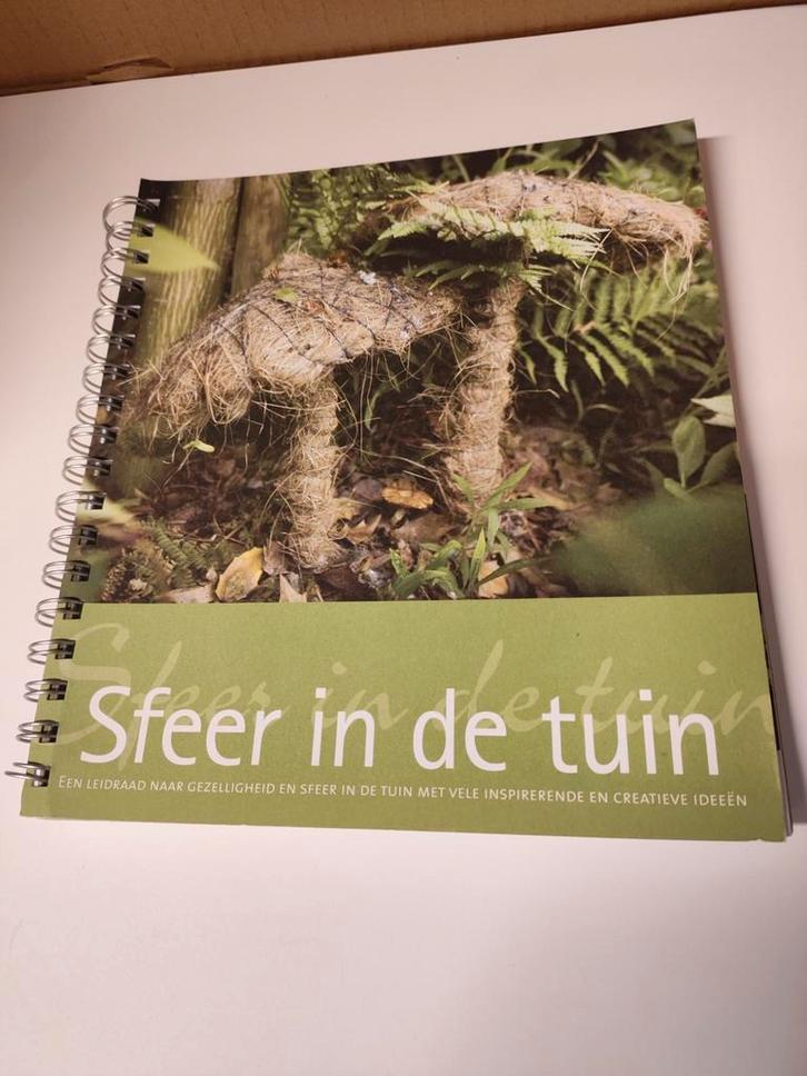 F. Avenue - Sfeer in de tuin -inspiratieboek, Boeken, Natuur, Zo goed als nieuw, Overige onderwerpen, Ophalen