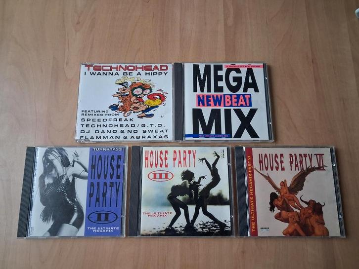 CD lot New Beat , House , Hardcore , Dance, Cd's en Dvd's, Cd's | Dance en House, Zo goed als nieuw, Overige genres, Boxset, Ophalen of Verzenden