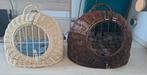 2 rotan kattentransportmandjes met kussens, Enlèvement, Comme neuf