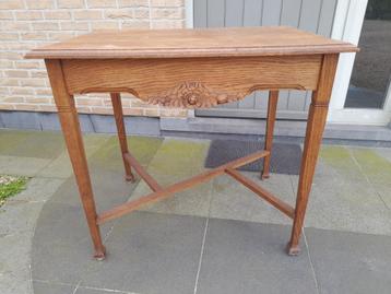 Table en bois 