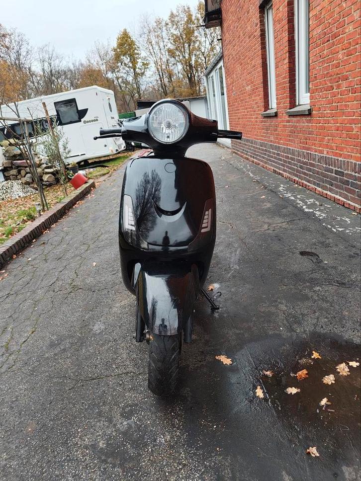 2019 scooter - Sym fiddle 2 - klasse B (AB- knop), Fietsen en Brommers, Scooters | Peugeot, Speedfight, Ophalen