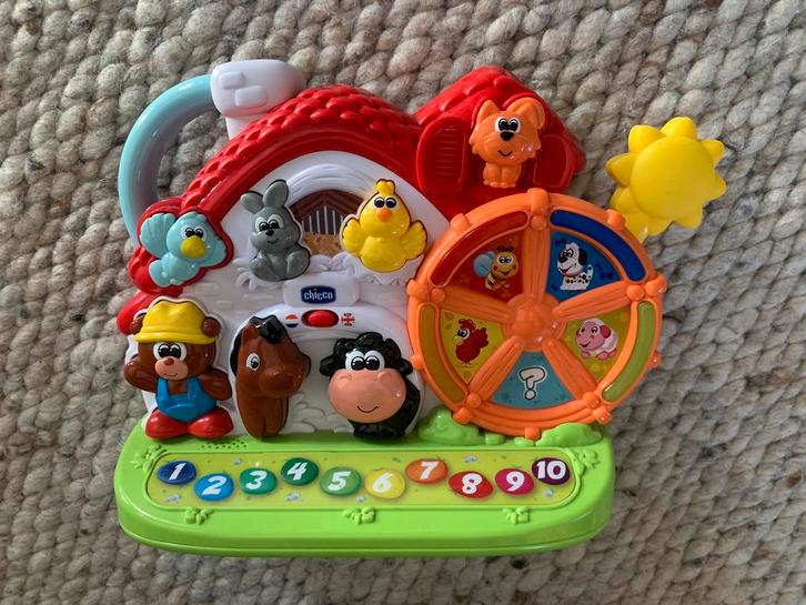 Chicco leerboerderij - tweetalig - prima staat, Kinderen en Baby's, Speelgoed | Babyspeelgoed, Gebruikt, Overige typen, Met geluid