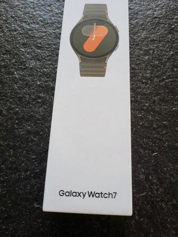 Samsung Galaxy Watch7 beschikbaar voor biedingen