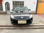 KIA Pro-Ceed 3 portes boîte Automatique 1.6 CRDI 2010 année, Auto's, Kia, Stof, 4 cilinders, Zwart, Bedrijf