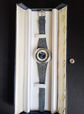 Omega Geneve Dynamic Tool 107 mechanisch horloge, waterdicht beschikbaar voor biedingen