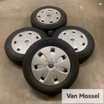 Audi Q2 Michelin Alpin 5 205/60/R16 92H, Auto-onderdelen, Gebruikt, 16 inch, Banden en Velgen, Personenwagen