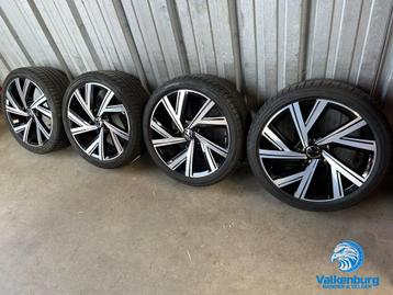 6-7mm! Originele VW Golf 8 GTI GTD R 5H Bergamo 18 inch zwar beschikbaar voor biedingen