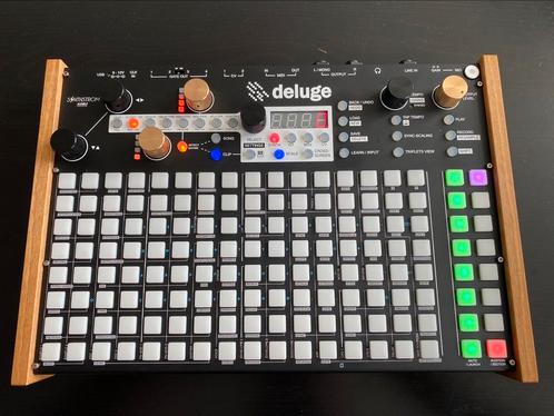 Synthstrom Deluge, Musique & Instruments, Synthétiseurs, Comme neuf, Autres marques, Avec valise ou flightcase, Enlèvement ou Envoi