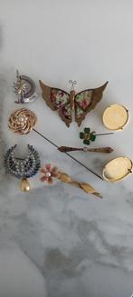 9 broches/spelden, Ophalen of Verzenden, Groen