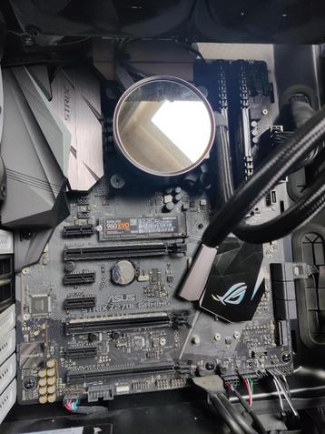 I7 7700k + Z270E Gaming + 32GB DDR4 + M.2 SSD beschikbaar voor biedingen