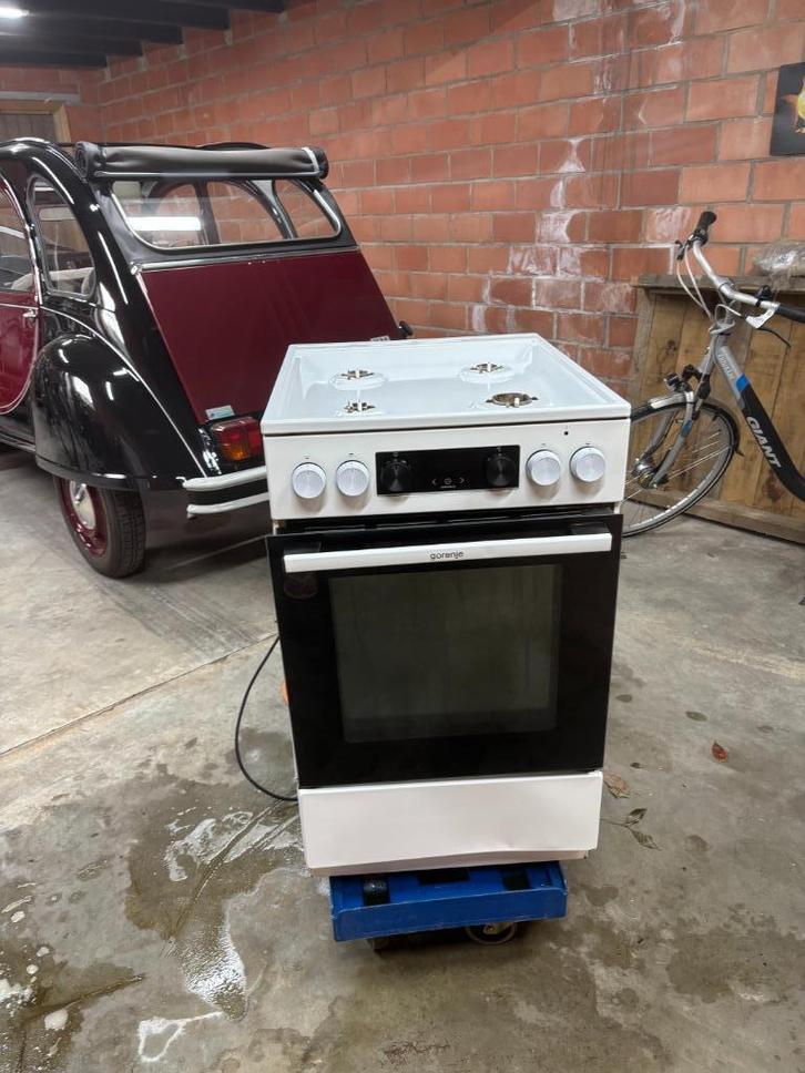 Gasfornuis Gorenje met electrische oven, Elektronische apparatuur, Fornuizen, Gebruikt, Vrijstaand, Gas, 4 kookzones, 60 cm of meer