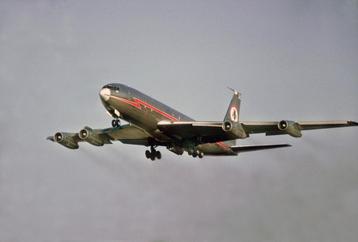 AA American Airlines — Boeing 707 handleiding beschikbaar voor biedingen