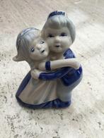 Blauw porseleinen beeldje, Verzamelen, Beelden en Beeldjes, Ophalen of Verzenden