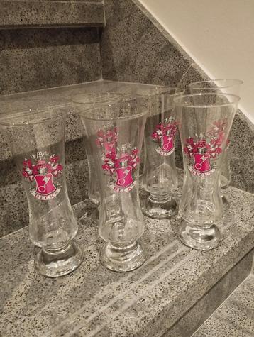 6 glazen Beck's beschikbaar voor biedingen