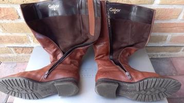 Laarzen  beschikbaar voor biedingen