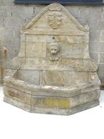 blauwe stenen wandfontein met apenkop, Ophalen, Nieuw, Hardsteen, Fontein