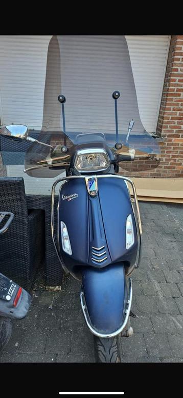 Vespa sprint (A klasse) beschikbaar voor biedingen