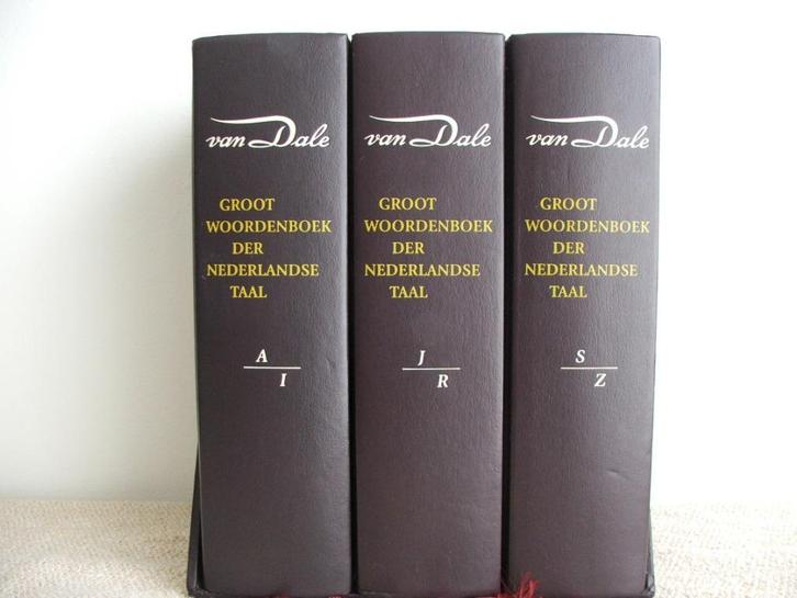 Van Dale groot woordenboek der Nederlandse taal, Boeken, Woordenboeken, Zo goed als nieuw, Nederlands, Van Dale, Ophalen