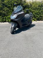 Yamaha Majesty 400 cc, 1 cylindre, 12 à 35 kW, Scooter, Particulier