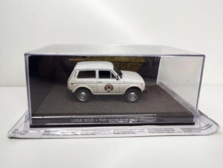 JAMES BOND 007 LADA 4x4 Niva KING 1/43 IXO UH Neuf + Boite, Hobby en Vrije tijd, Modelauto's | 1:43, Nieuw, Auto, Universal Hobbies