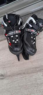 Move schaatsen maat 34-37+ draagtas, Sport en Fitness, Schaatsen, Ophalen of Verzenden, Zo goed als nieuw