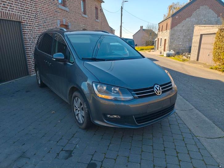 VW Sharan confortline dsg EURO5, Autos, Volkswagen, Particulier, Sharan, Automatique, Cuir, Enlèvement