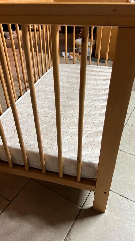 PERICLES Lit bebe complet propre et démonté 70€, Enfants & Bébés, Parcs, Comme neuf, Enlèvement