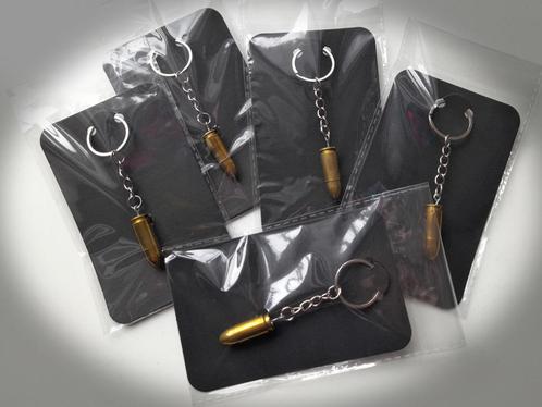 45 Sleutelhangers 9mm (onklaar/onschadelijk) - Laatste stuks, Verzamelen, Militaria | Algemeen, Landmacht, Hulzen of Bodemvondsten