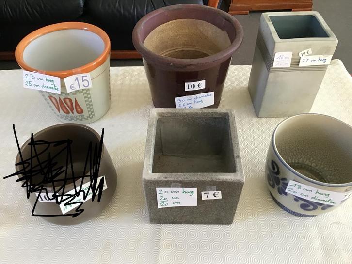 6 pots de fleurs différents en très bon état, Jardin & Terrasse, Pots de fleurs, Comme neuf, Enlèvement ou Envoi